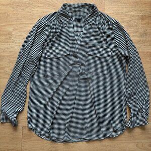 Ann Taylor Stylish Black and White Gingham Long Sleeve Shirt